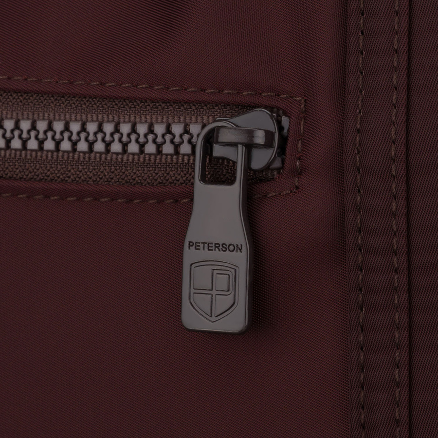 Bordowa shopperka damska z poliestru, jednokomorowa i zamykana suwakiem - Peterson