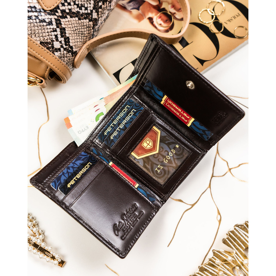 Mały, brązowy portfel damski ze skóry naturalnej z systemem RFID - Peterson