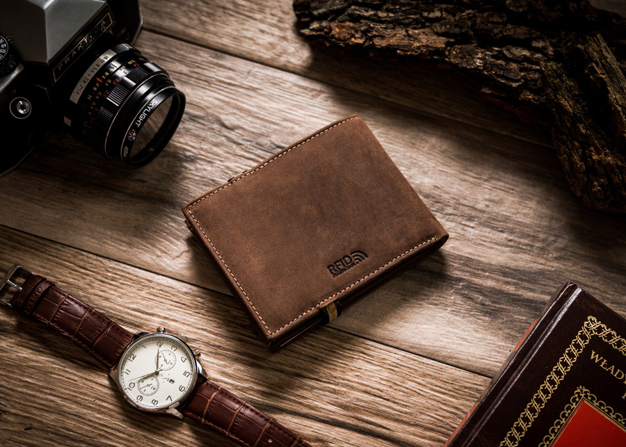 Leather men wallet PETERSON PTN 304E