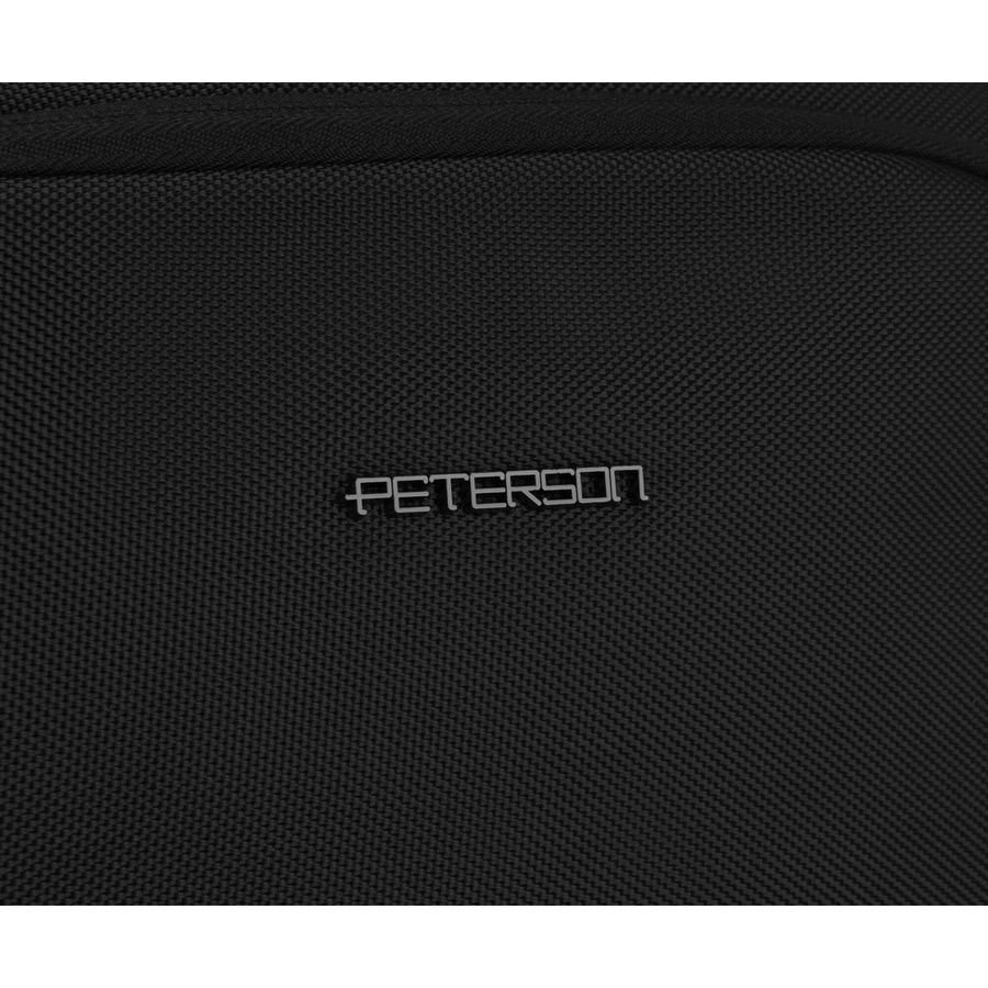 Plecak podróżny z poliestru w czarnym kolorze z miejscem na laptopa - Peterson