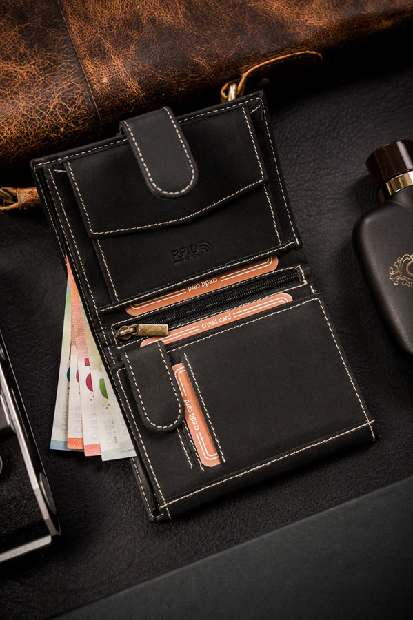 Leather wallet RFID BUFFALO WILD MR-04L-BAW-BL