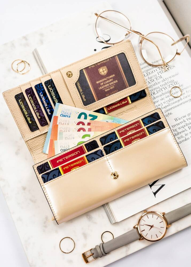 Leather wallet RFID PETERSON PTN 1N-409