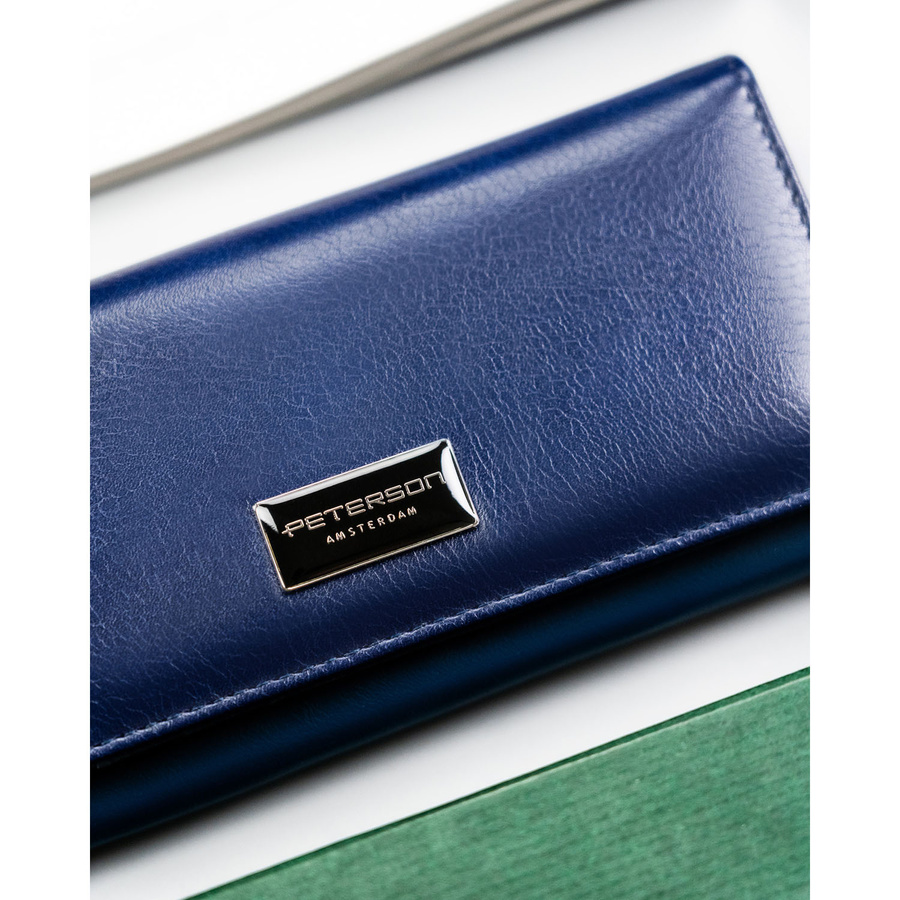 Granatowy portfel damski ze skóry naturalnej i ekologicznej - Peterson