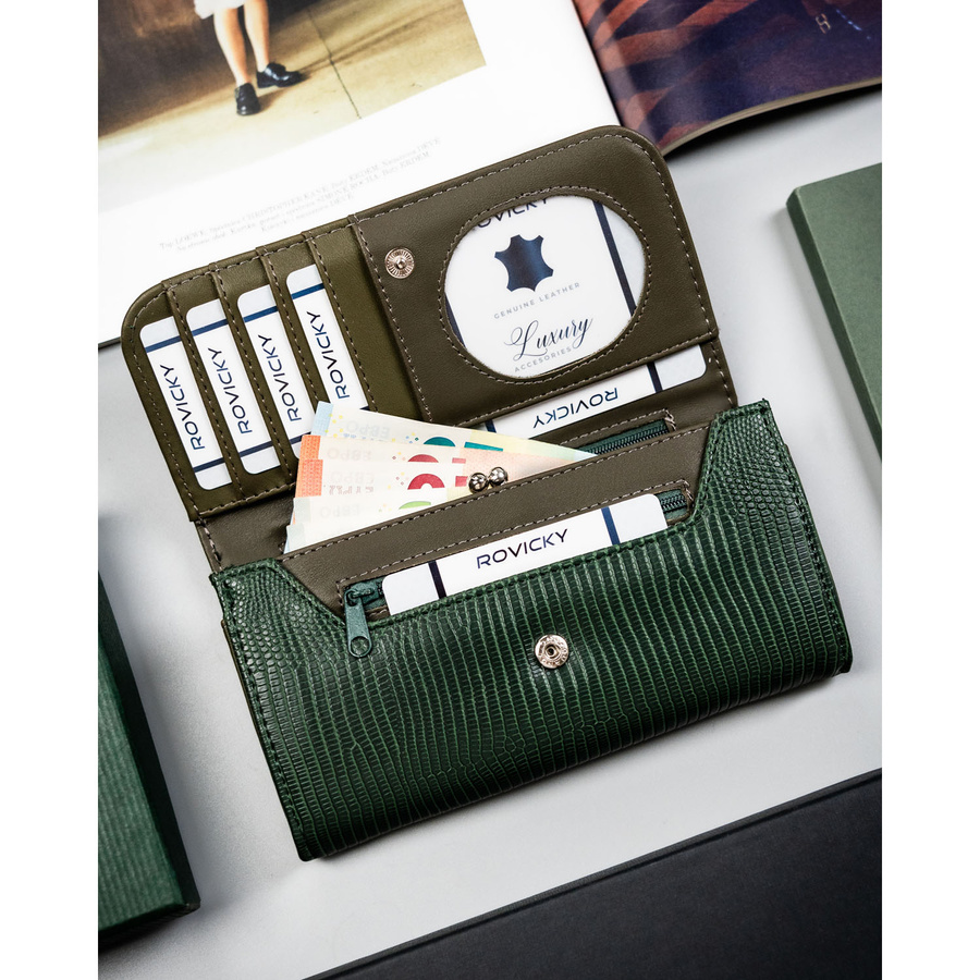 Zielony, poziomy portfel damski ze skóry ekologicznej zamykany zatrzaskiem - 4U Cavaldi