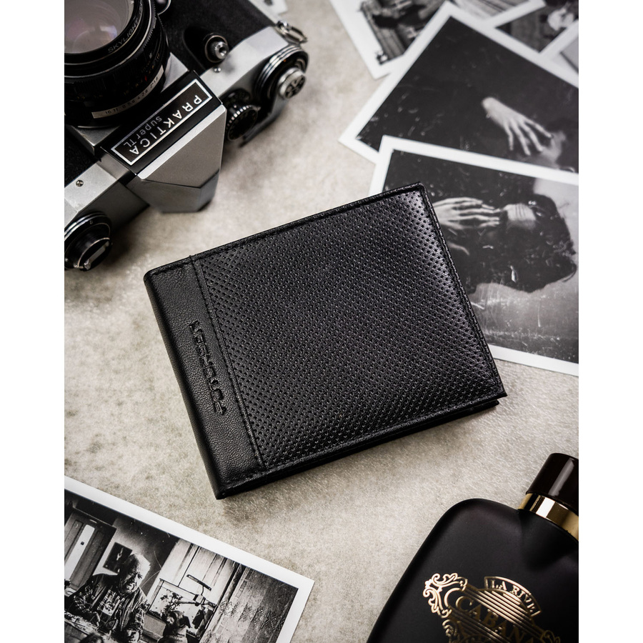 Zestaw prezentowy: skórzany portfel męski w czarnym kolorze bez zapięcia i czarny pasek ze skóry ekologicznej - Peterson