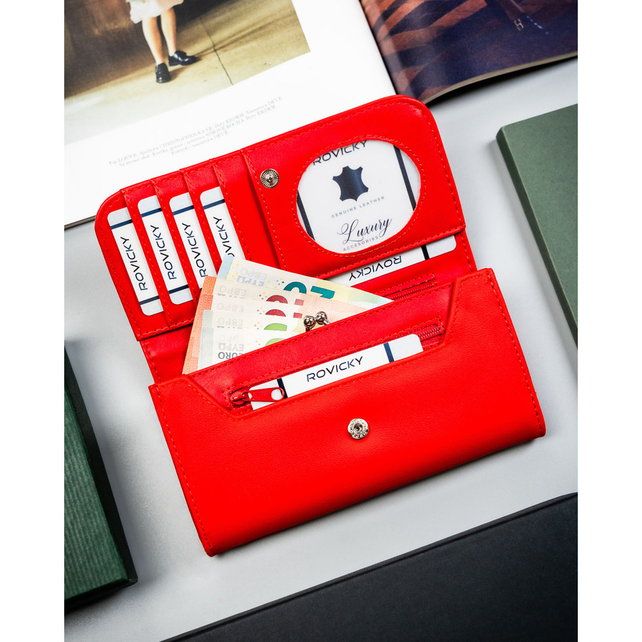 Duży portfel damski ze skóry ekologicznej w czerwonym kolorze z kieszonką zewnętrzną, zamykany na zatrzask - 4U Cavaldi