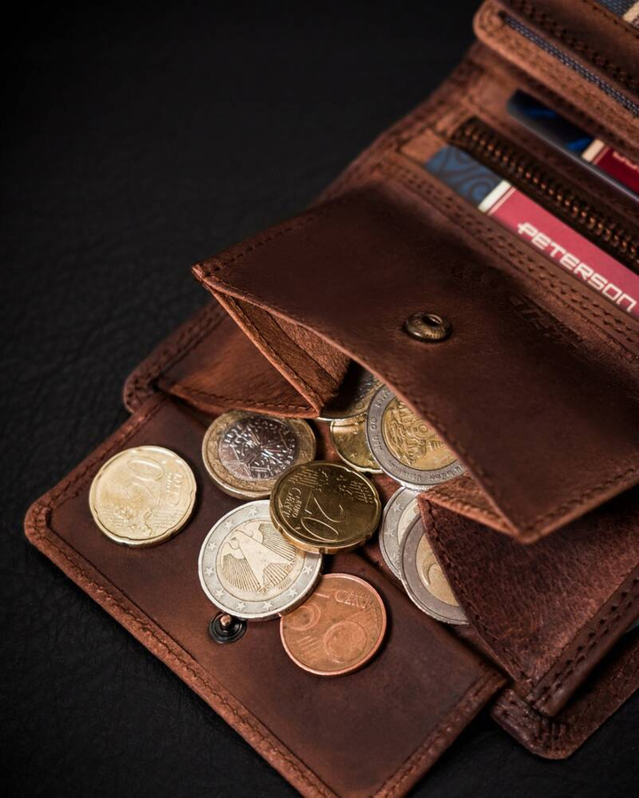 Leather wallet RFID PETERSON PTN N4C-VIN-S