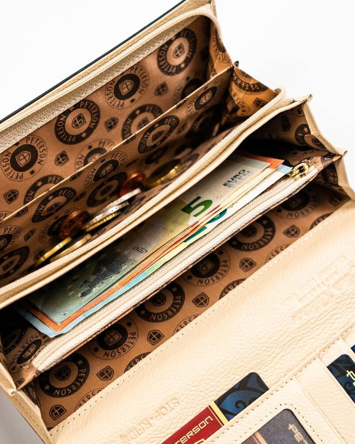 Leather wallet RFID PETERSON PTN 1N-409