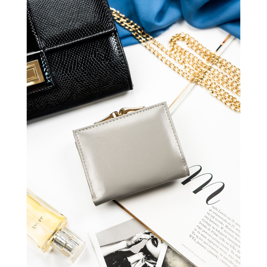 Leather wallet RFID PETERSON PTN PH32-LFL-7285 GR