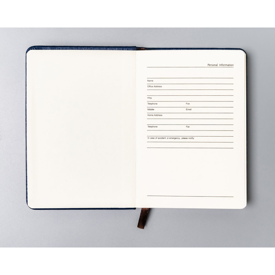 Notes w formacie A6 w granatowym kolorze zadrukowany w kropki - Peterson