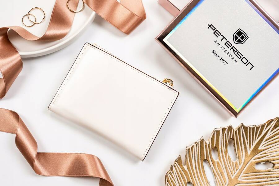 Leatherette wallet RFID PETERSON PTN 003-LAK