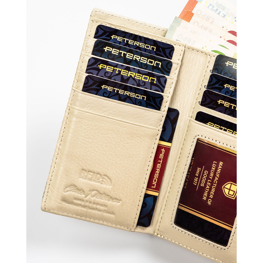 Leather wallet RFID PETERSON PTN 42108-SFL