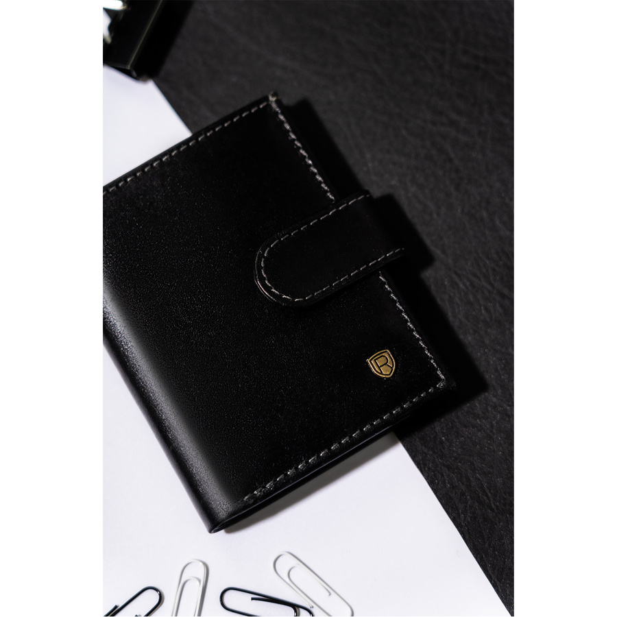 Eleganckie etui na dokumenty w czarnym kolorze wykonane ze skóry naturalnej - Rovicky