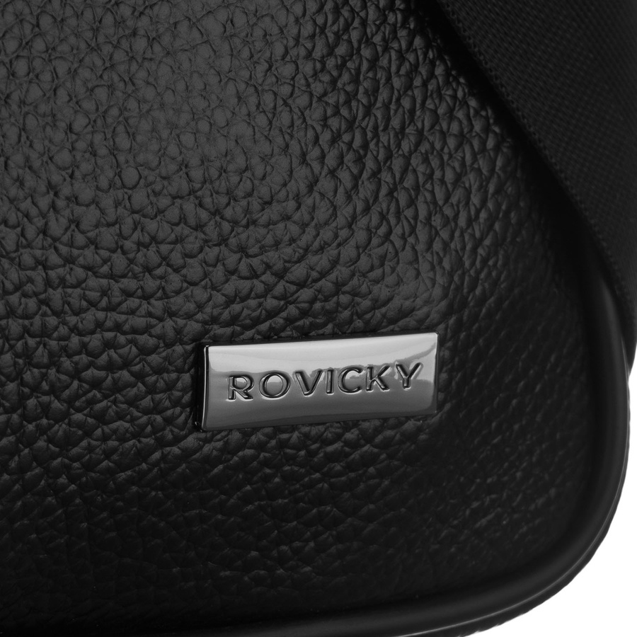 Listonoszka męska wykonana ze skóry naturalnej w czarnym kolorze, jednokomorowa - Rovicky