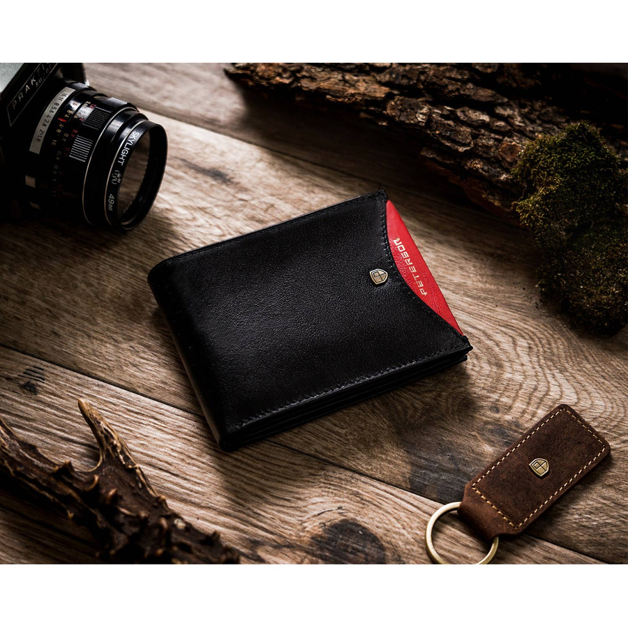 Leather wallet RFID PETERSON PTN 304.01 2-1-1