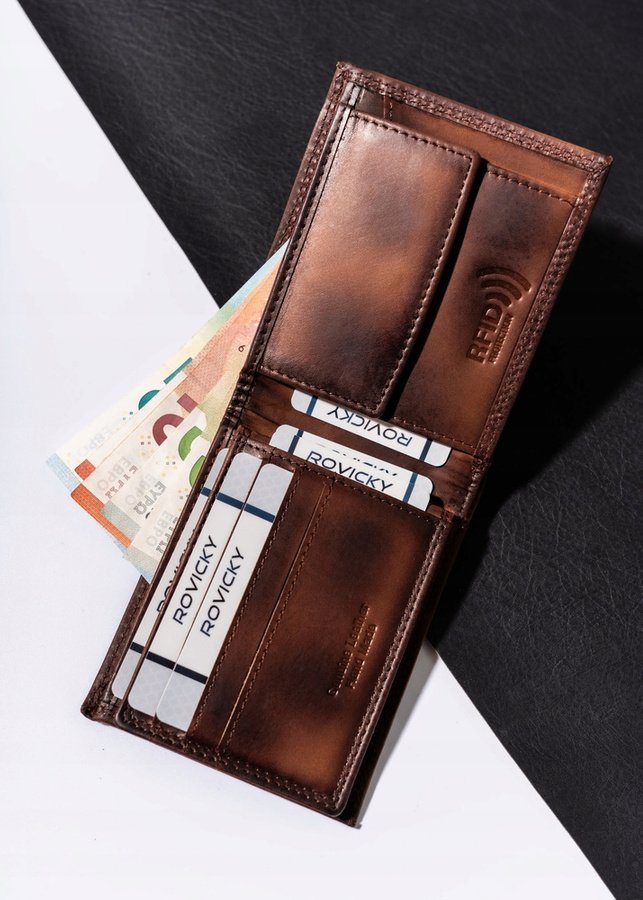 Leather wallet RFID ALWAYS WILD N724-VRS