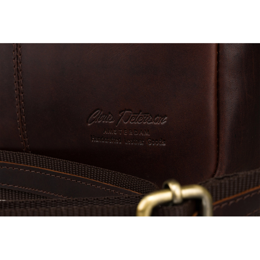 Skórzana, brązowa listonoszka męska z kieszonką - Peterson