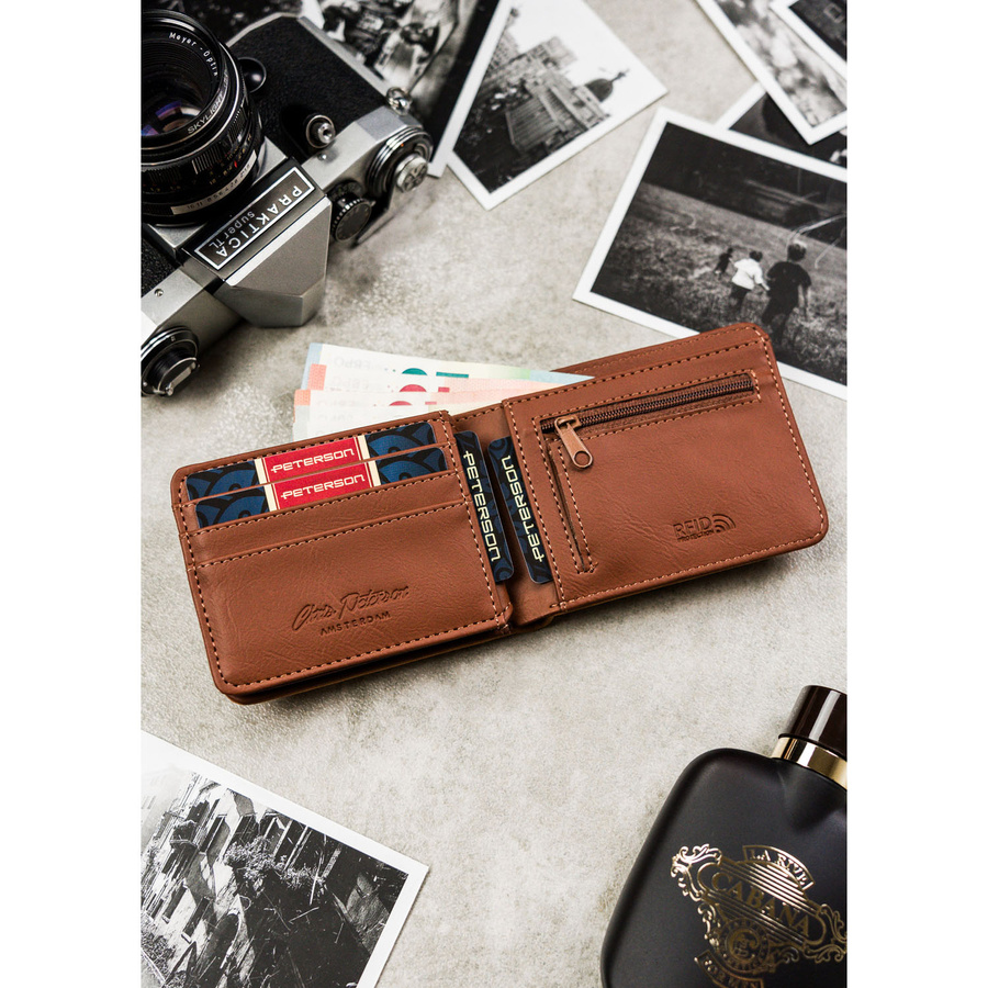 Leatherette wallet RFID PETERSON PTN EH-08Z