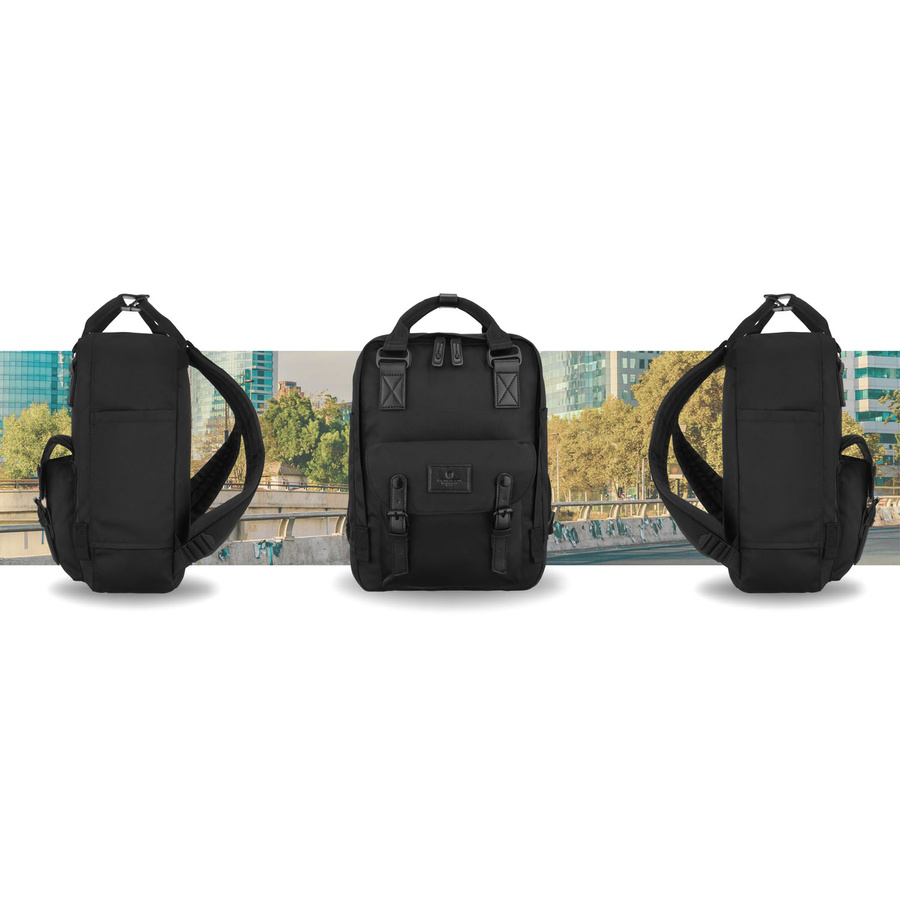 Czarny, duży plecak damski wykonany z poliestru i skóry ekologicznej, zamykany suwakiem - Peterson