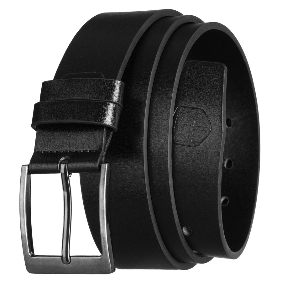 Pánsky opasok zo syntetickej kože v čiernej farbe s tradičnou, striebornou prackou
